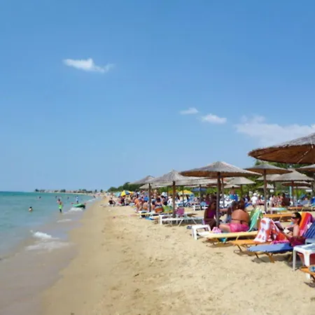 Daire One Bedroom Appartement At Paralia 50 M Away From The Beach With Sea View Balcony And Wifi *