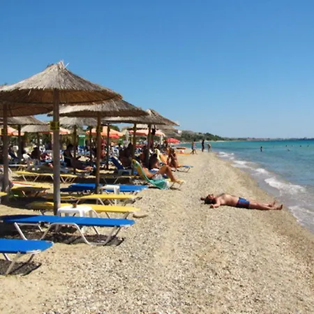 One Bedroom Appartement At Paralia 50 M Away From The Beach With Sea View Balcony And Wifi *
